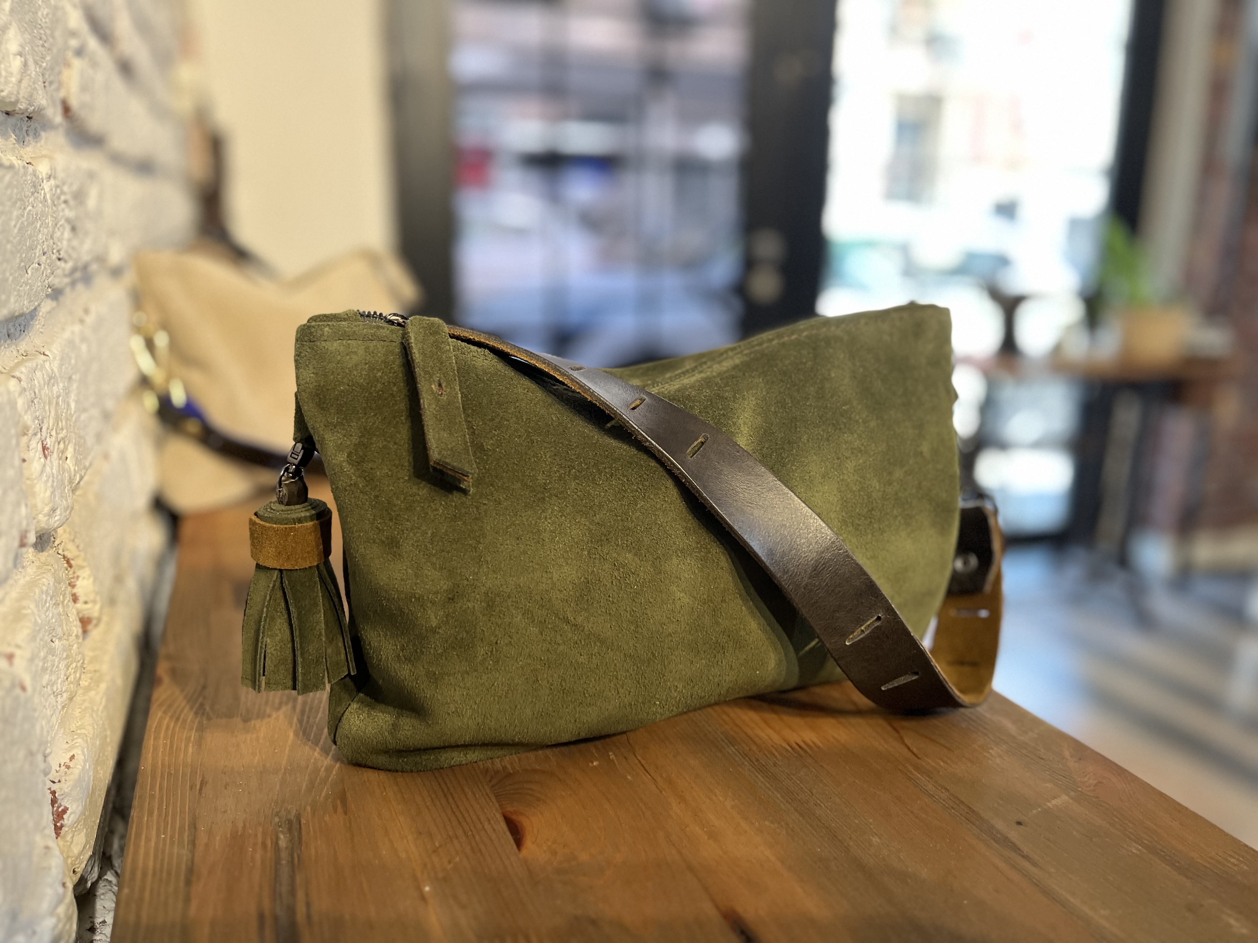 Pagur Design el yapımı deri çanta